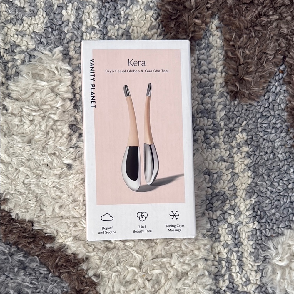 Vanity Planet Kera Cryo Facial Globes & Gua Sha Tool